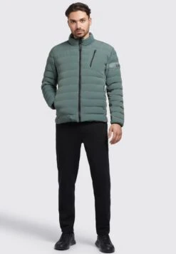 Khujo Winkel -Khujo Winkel 002477253d5f4feb99be28337f1c115e