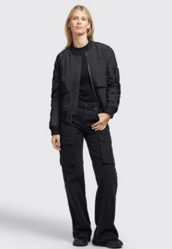 Khujo Nova - Bomberjacks - Schwarz -Khujo Winkel 3f267be9c93b4397bc23ff8d64b80006