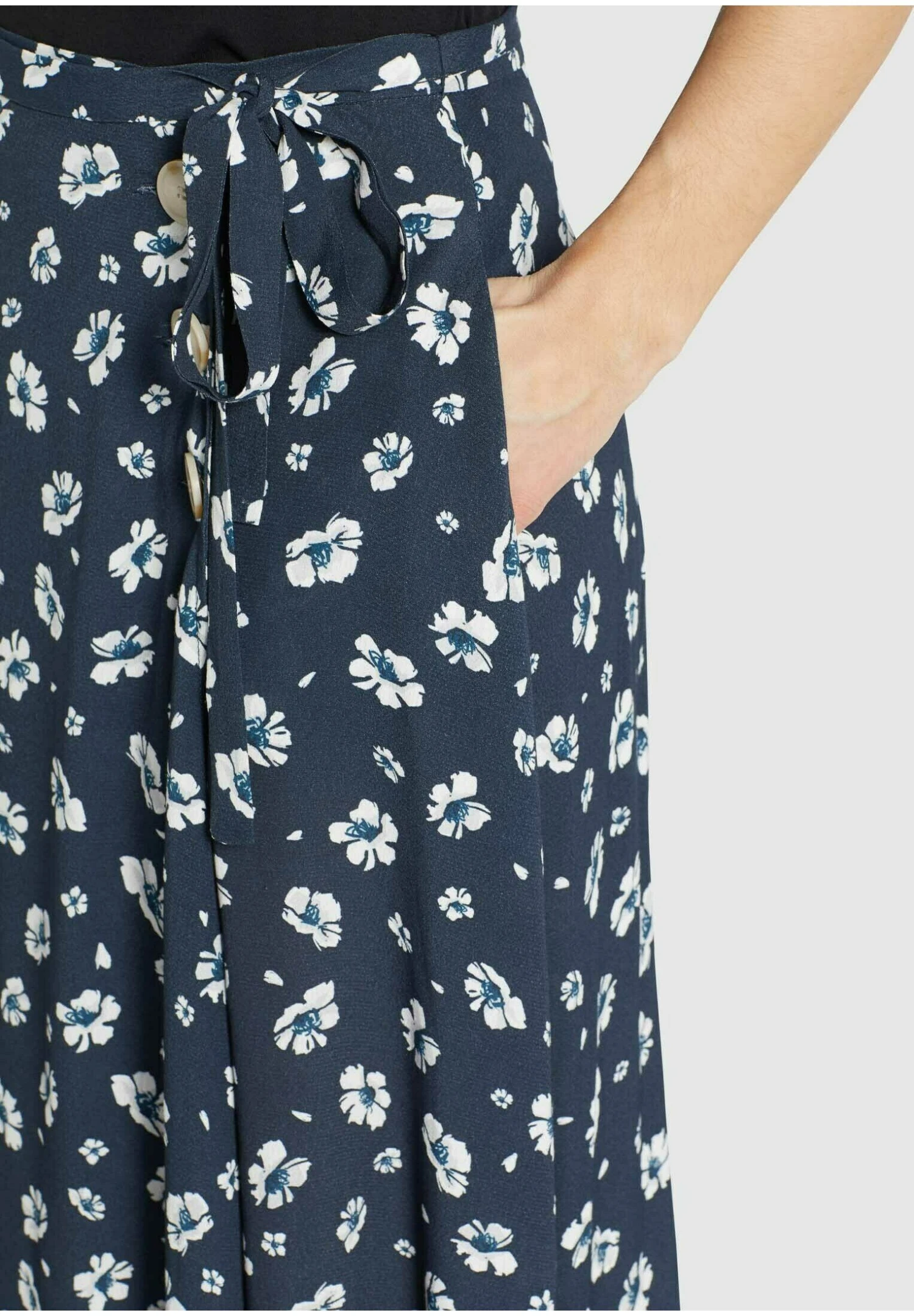 Khujo Hepke - A-Lijn Rok - Blau-Weiß Geblümt 9 Khujo Hepke - A-Lijn Rok - Blau-Weiß Geblümt - Afbeelding 9