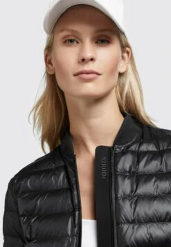 Khujo Greta Shiny - Jas - Schwarz -Khujo Winkel a535800aaece4c1fa0e203b235b9e2fb