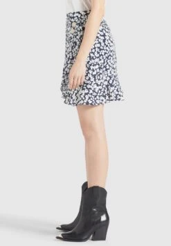 Khujo Undine - A-Lijn Rok - Dunkelblau-Weiß Geblümt 16 Khujo Undine - A-Lijn Rok - Dunkelblau-Weiß Geblümt -Khujo Winkel a9b11584a1784e7db3233bd0969646eb