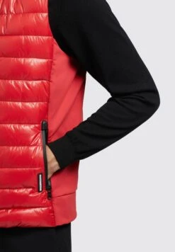 Khujo Wemo Shiny - Bodywarmer - Rot -Khujo Winkel d093dcdf3dec4a2a864fa962937f805b