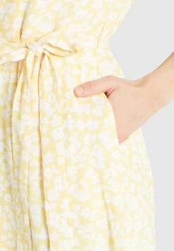 Khujo Goya - Blousejurk - Gelb-Weiß Geblümt -Khujo Winkel eb4352f51658402ba2b23e62cd7298b6