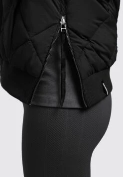 Khujo Leona - Bomberjacks - Schwarz -Khujo Winkel f6f6f685aeb04b109b67bba592eb463b